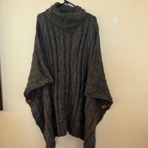 Jeffrey Banks Gray Cable Knit cowl neck pullover poncho sweater NEW